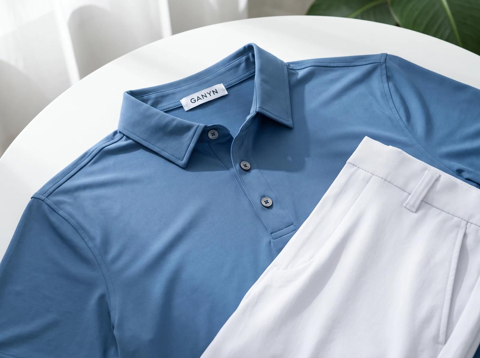 Collar & placket